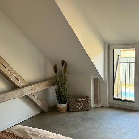 Sievershof Poolloft Lägenhet *